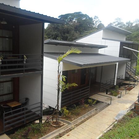 Ayana Holiday Resort Kampong Kundassan Buitenkant foto